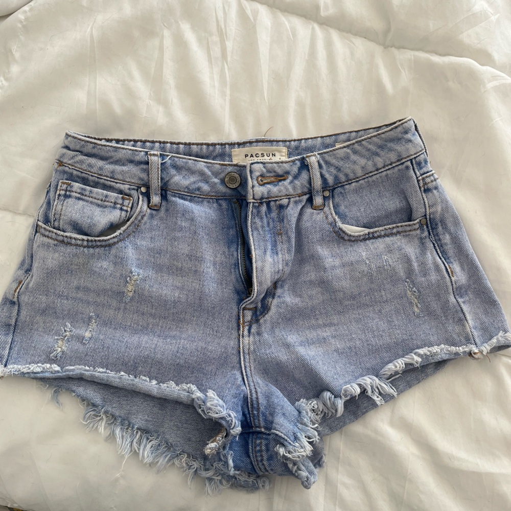 Gently worn PacSun High Rise Festival shorts! sze 27 Light Indigo!
